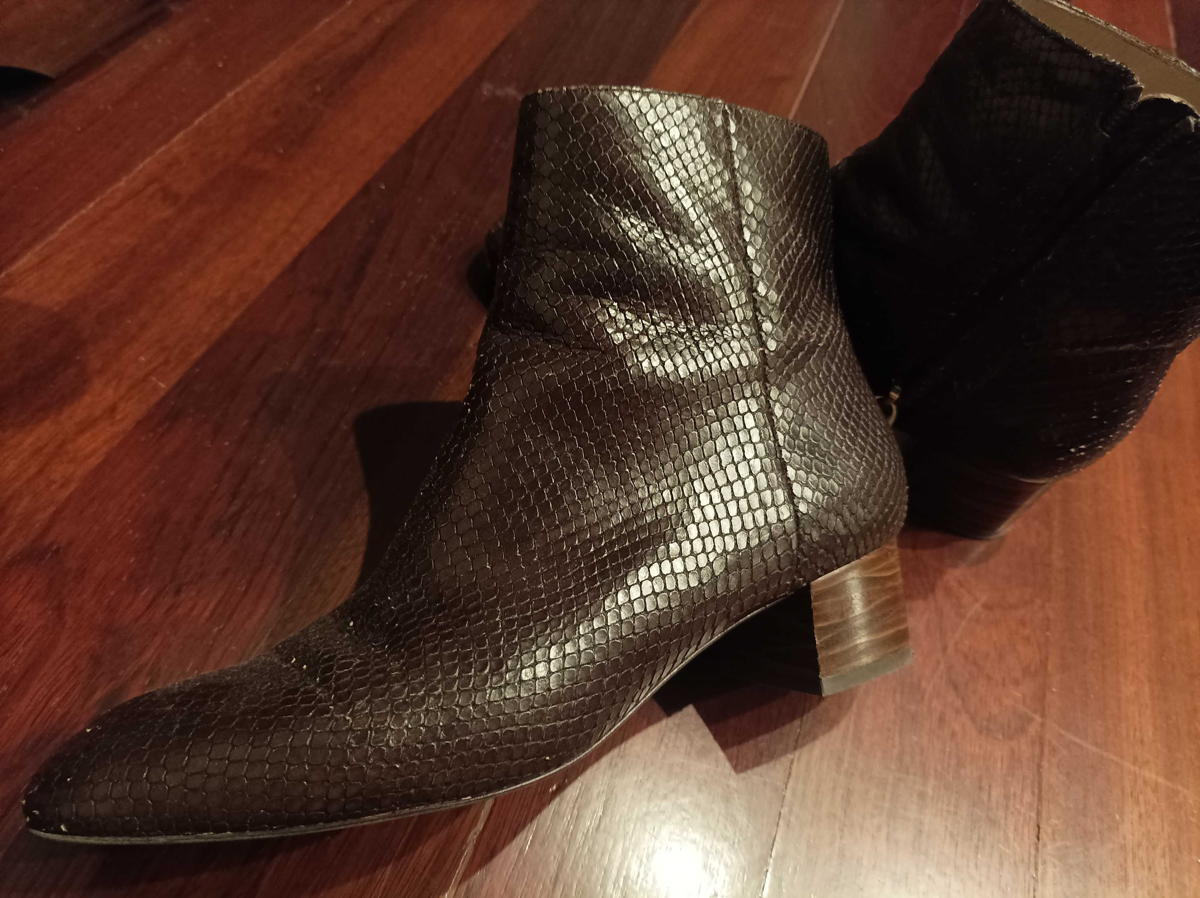 Botins castanhos Massimo Dutti