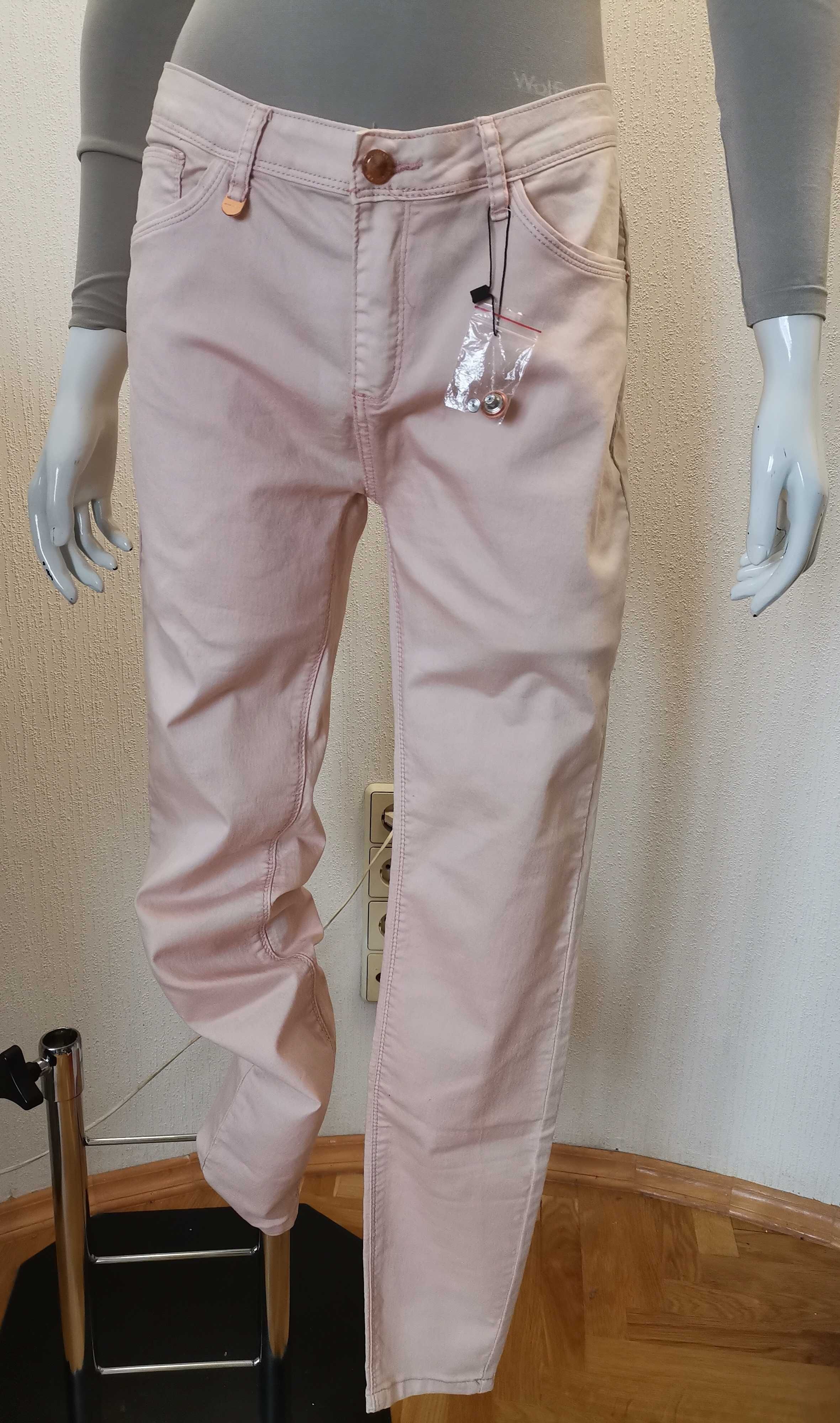 Новые розовые джинсы Amisu