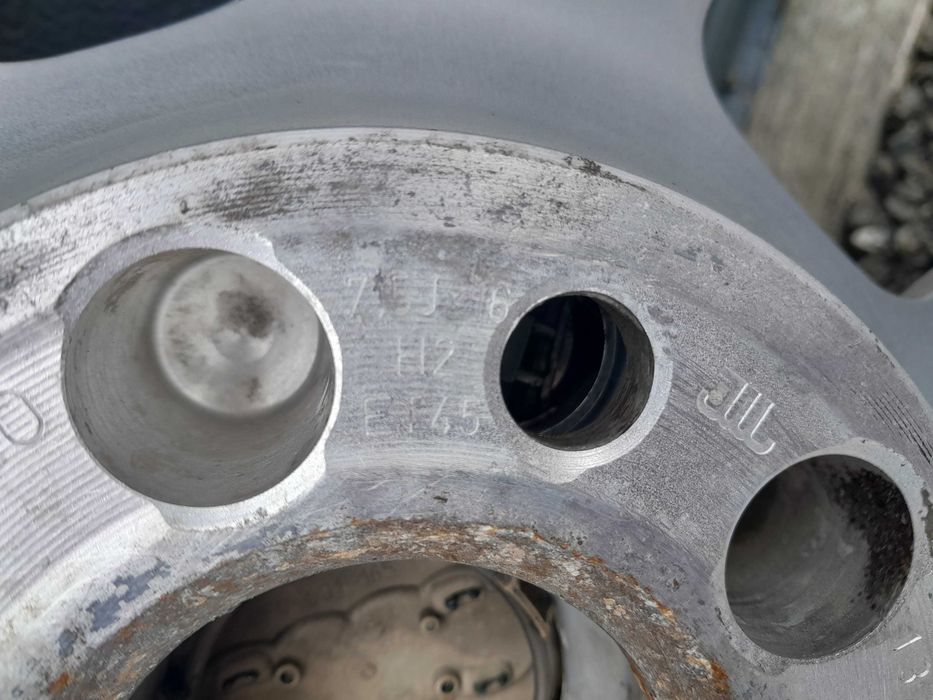 Oryginalne koła do Audi A4 B8 opony zimowe