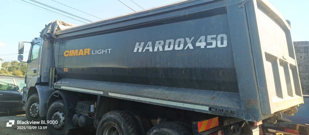 Camião Mercedes axor 3240 (4eixos)