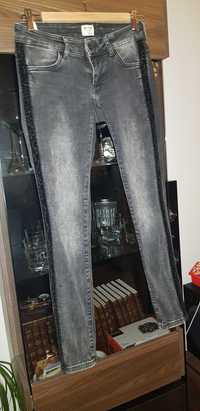 Spodnie dżinsowe jeansowe rurki damskie Mustang rozm. 27/30