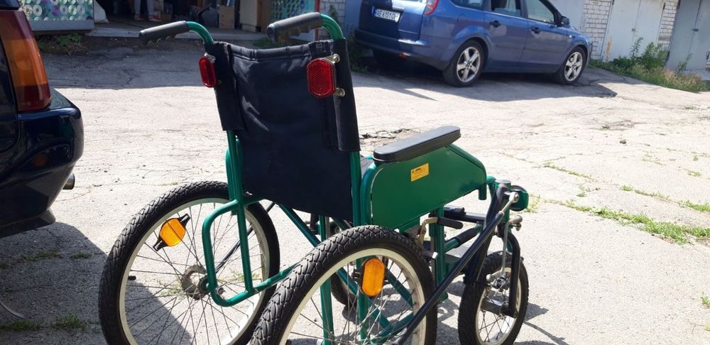 Інвалідний возик. Інвалідні коляска. Инвалидная коляска