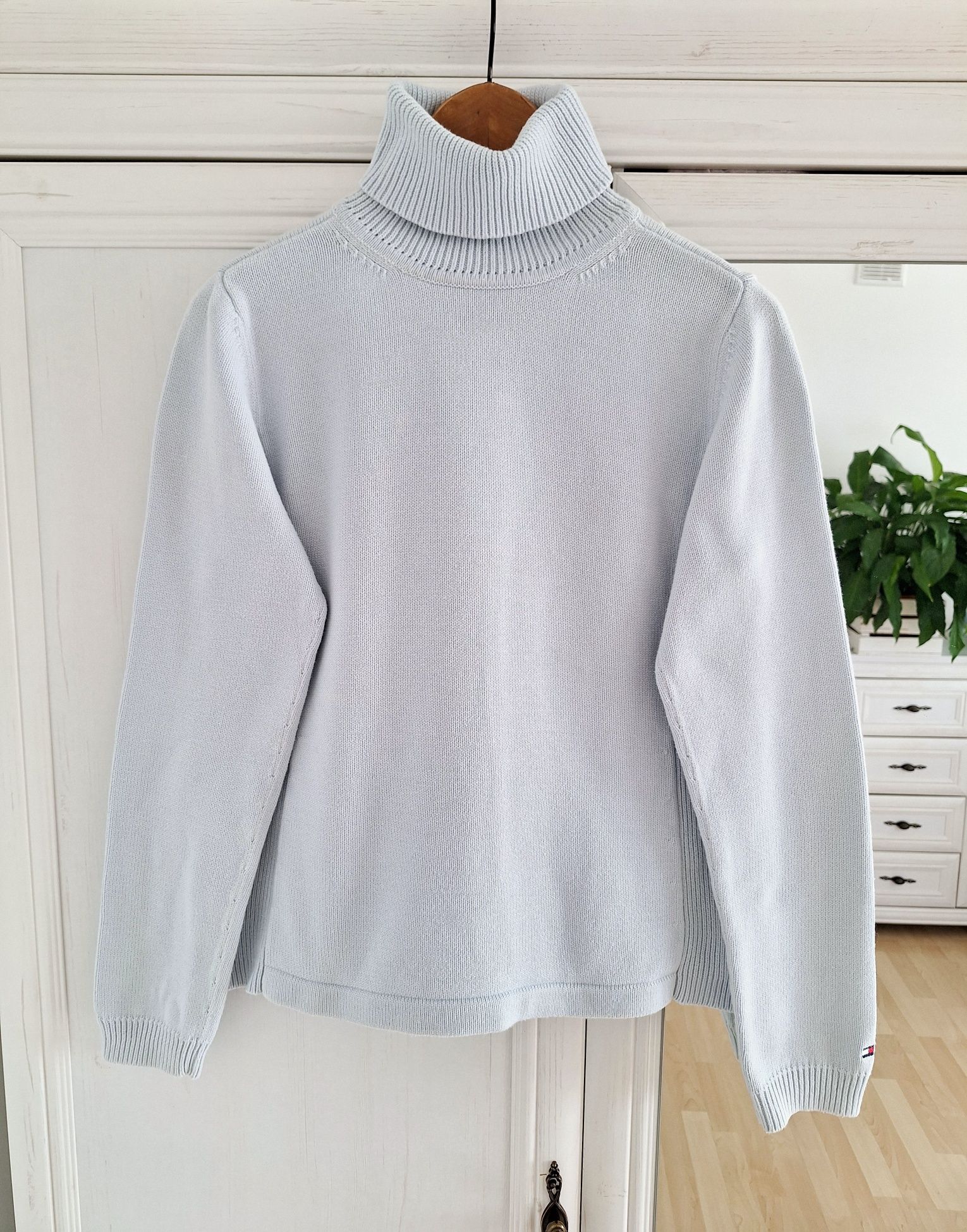 Błękitny sweter Tommy Hilfiger