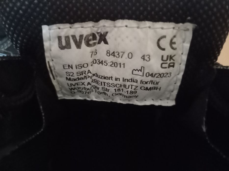Buty robocze Uvex S2 obuwie ochronne 43