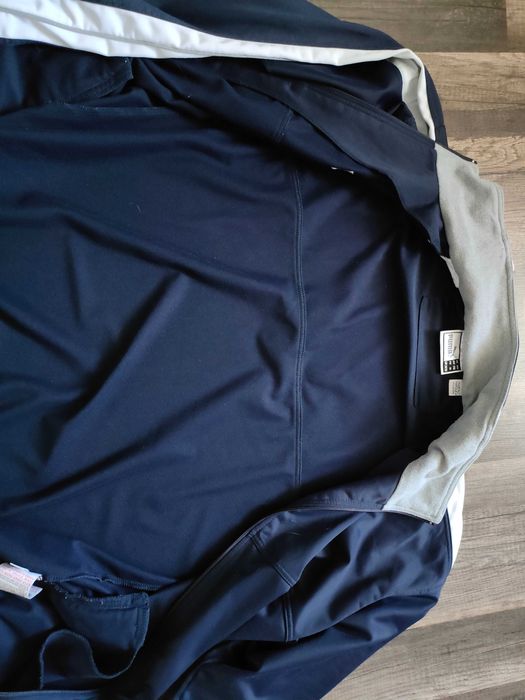 świetna sportowa rozpinana bluza PUMA