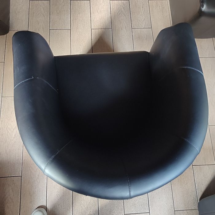 Продам крісла для ресторану або дому