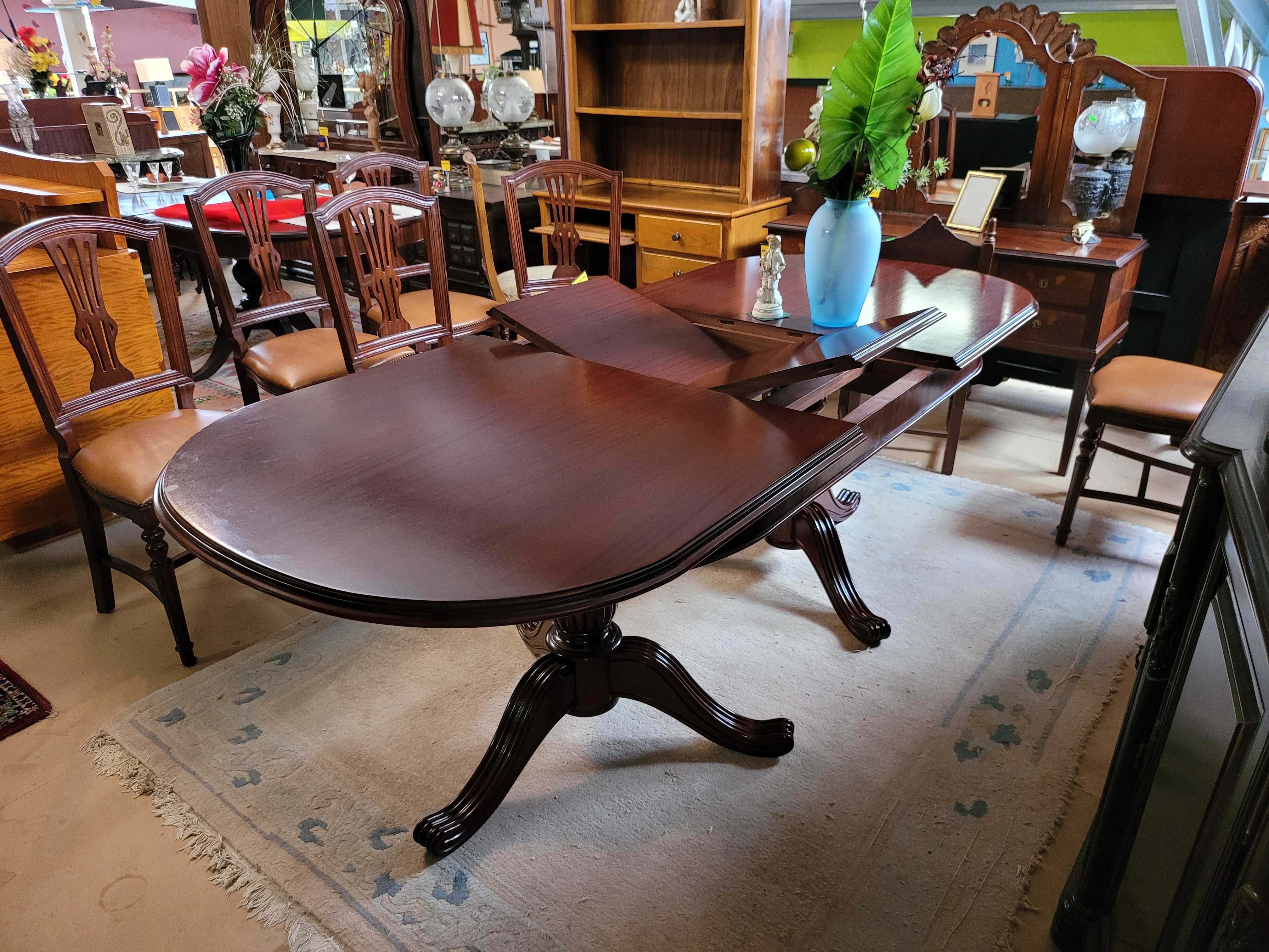 Mesa de sala em madeira com dois pés de galo - Extensí