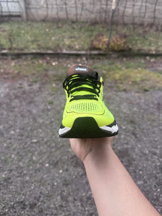 Кросівки Asics Gel-Kayano 22.