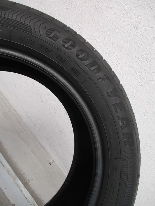 1x 205/55R16 Goodyear EfficientGrip Performance 5,2mm 20r.