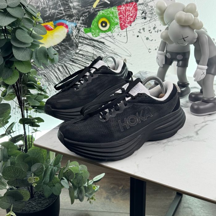 Кросівки Hoka Bondi 8 42 розмір Е5725