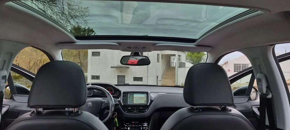 Peugeot 208 e-HDi FAP 115 Stop&Start Intuitive