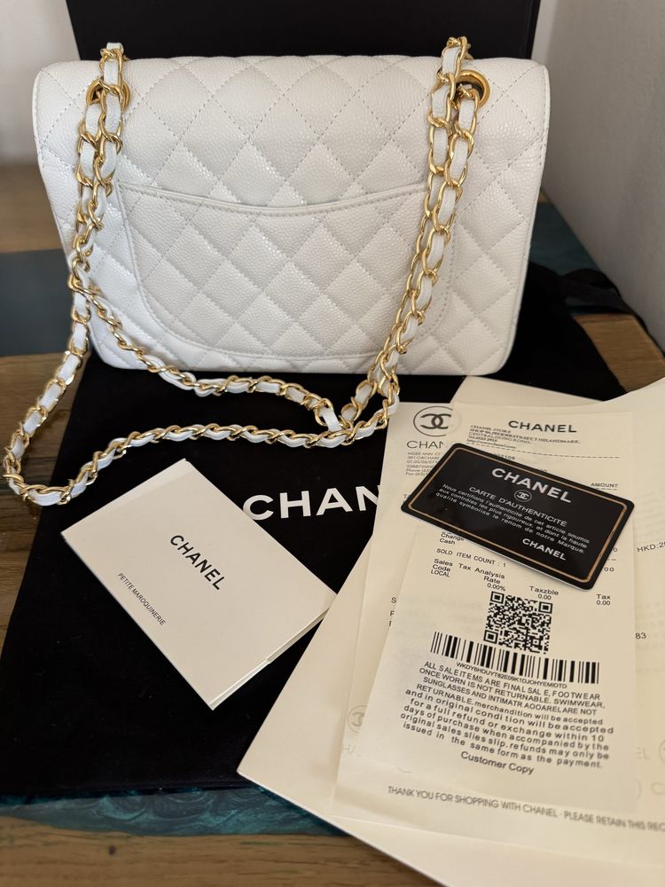 Piekna biala torebka Chanel Flap Medium
