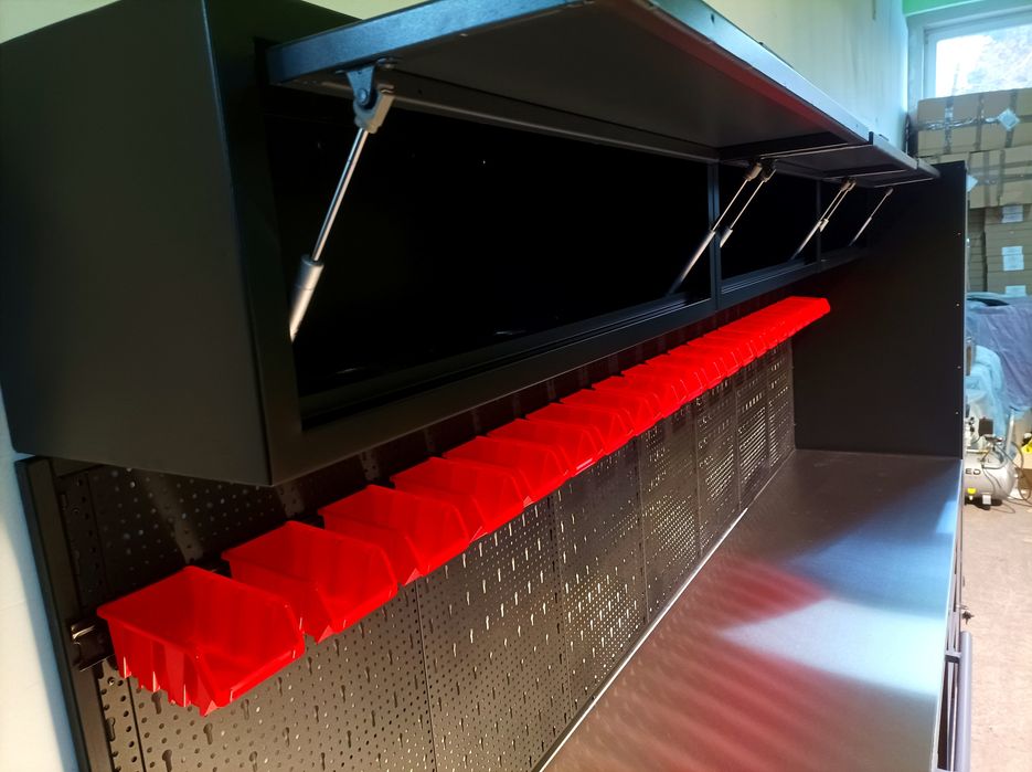 Stół warsztatowy metalowy spawany. Zestaw w promocji 16.800 na 12.400