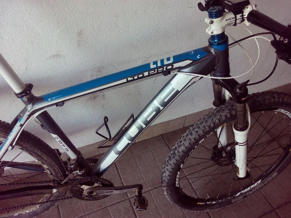 Bicicleta BTT Cube LTD Pro