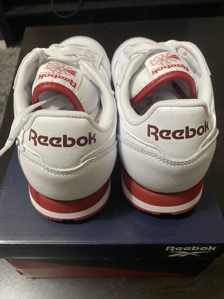 Sapatilhas Reebok Classic Leather 43