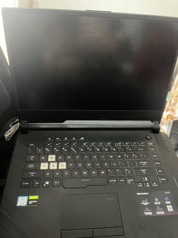 Asus rog strix g