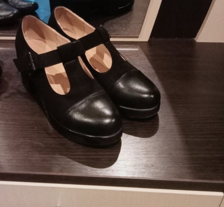 Продам туфли классика