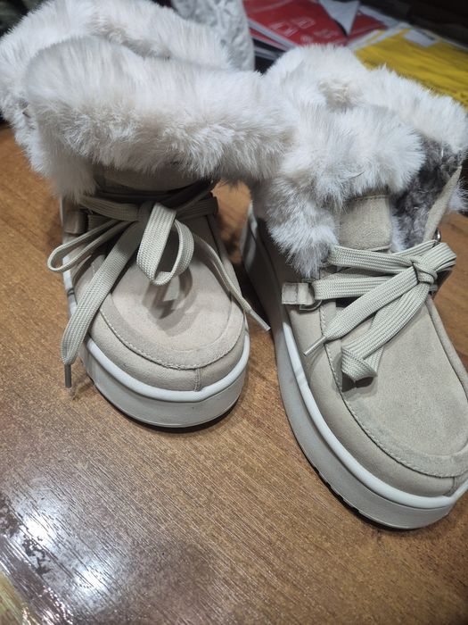 Зимові,теплі ботиночки,натуральна замша.