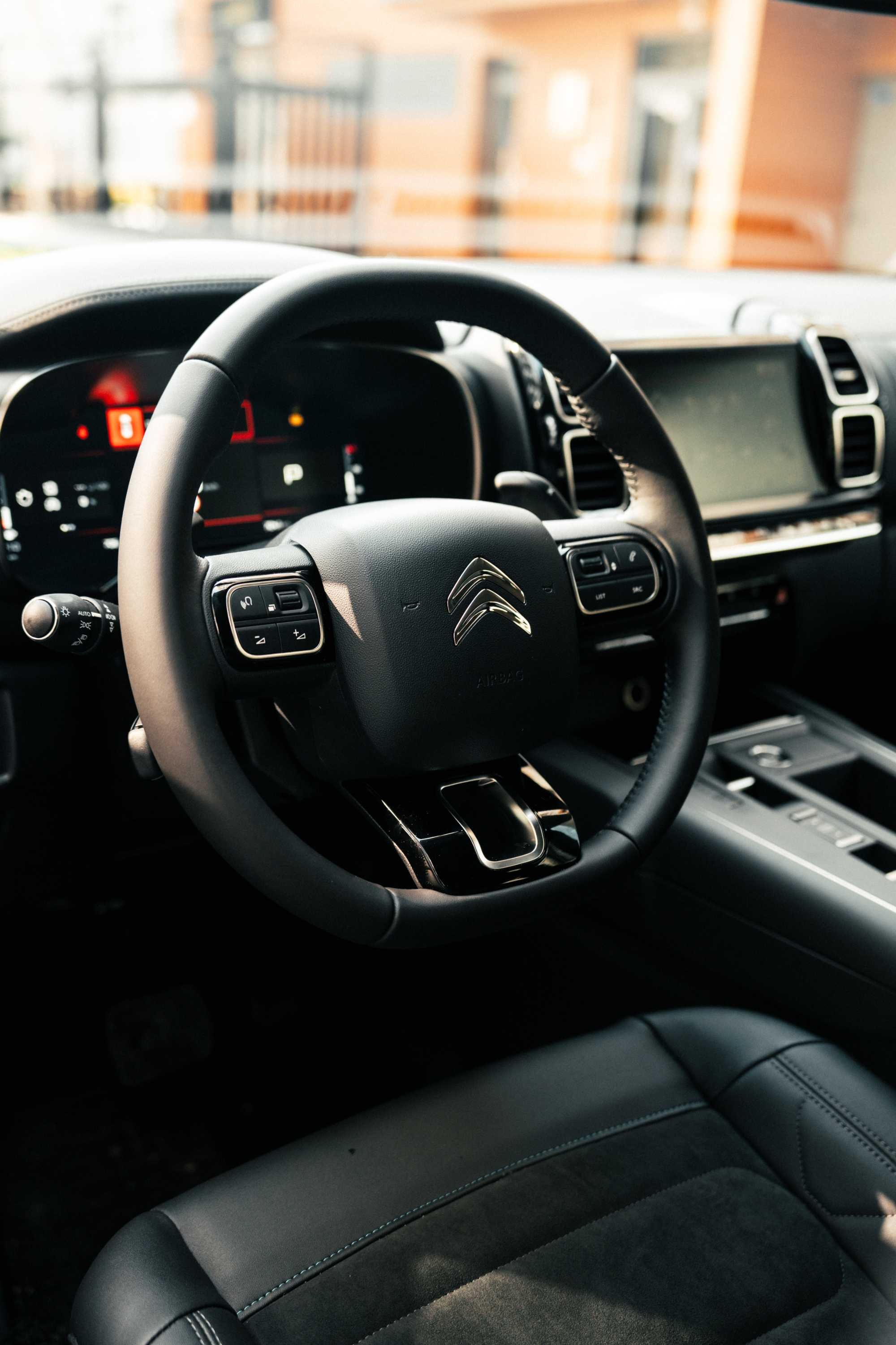 Wynajem Citroen C5 AirCross (wynajem bez kaucji)