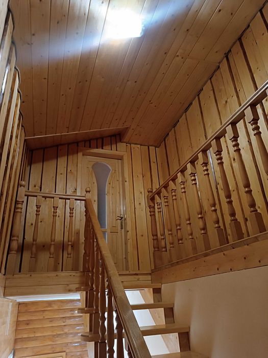 Відпочинок у Карпатах. Садиба "Гірська роса".