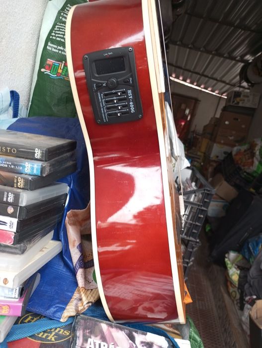 Guitarra nova Gomes semiacustica