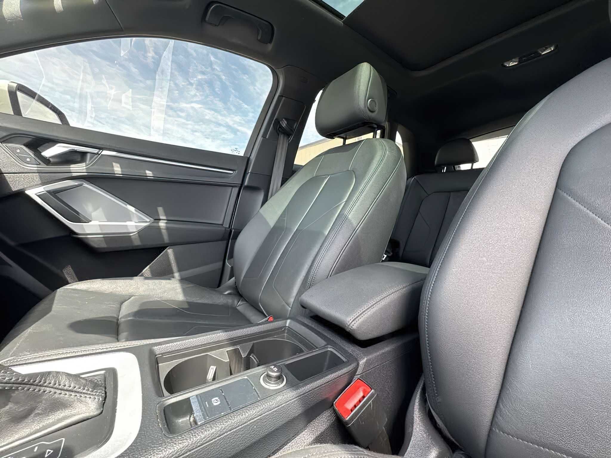 Audi Q3 Premium Plus 2021