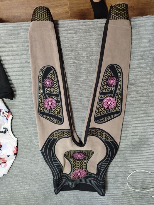 Продам новые теплые лосины с тейпами утягивает на 5 см