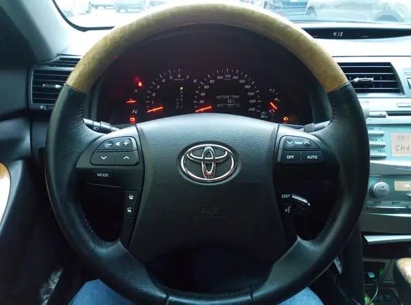 Кнопки руля для Toyota (мультируль, белий цвет кнопок!)