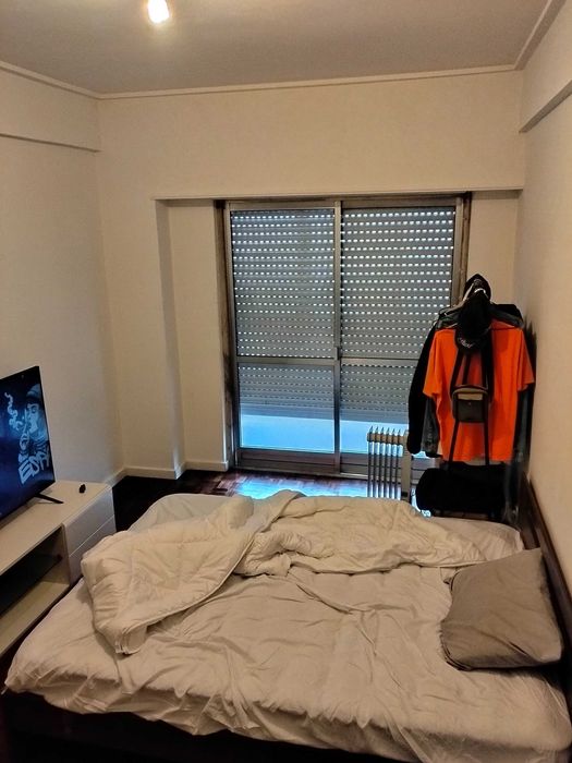 Quarto em Almada, Av 25 de abril