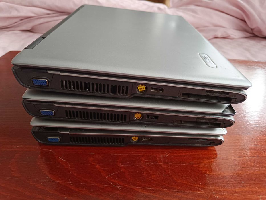 Продам три ноутбуки Acer aspire 3680 на запчастини або відновлення