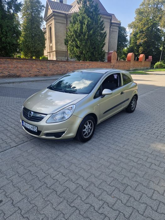 Opel Corsa D 2007r