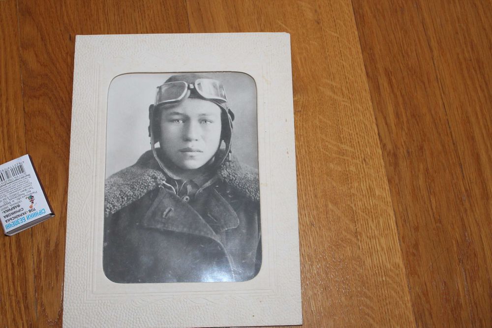 старинная фотография летчика