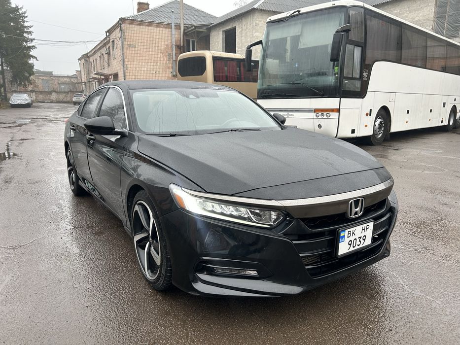 Хонда Акорт Автомат