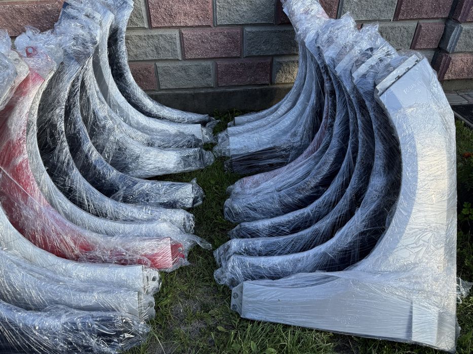 Крило на Форд Фокус 3 Ford Focus 3 праве ліве