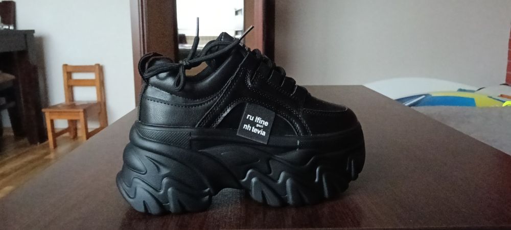 Buty na platformie