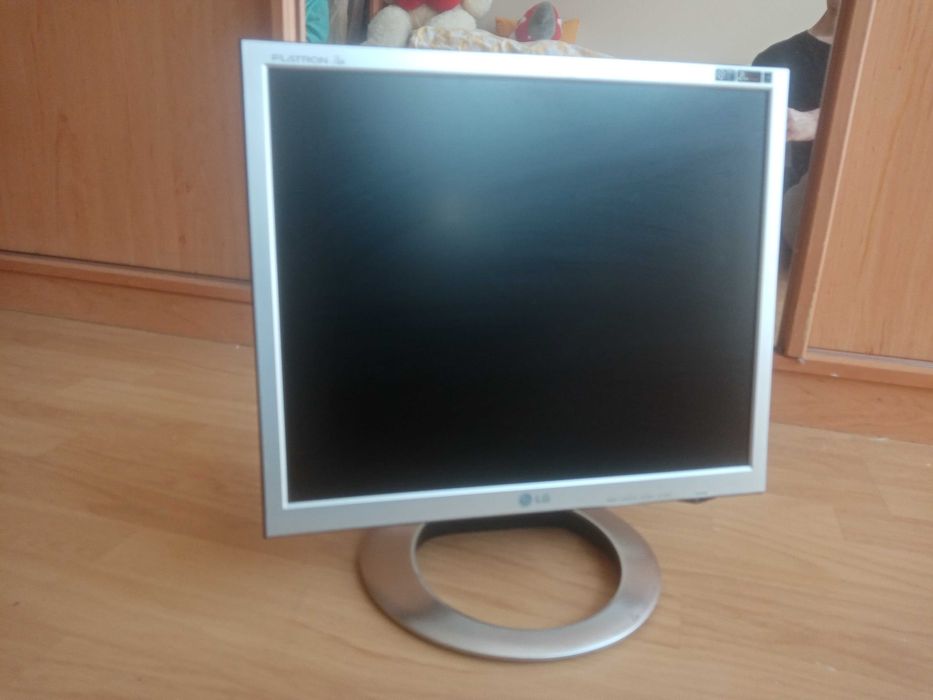 Monitor LG Flatron_SLIM - 17