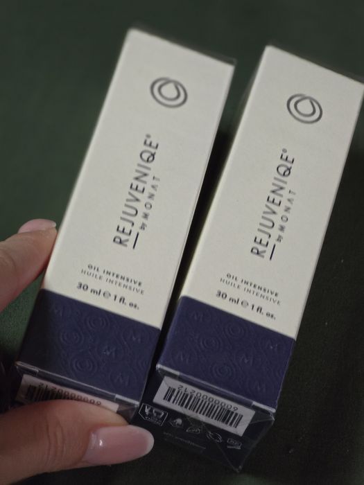 Monat Płynne złoto olejek do włosów i do ciała REJUVENIQE