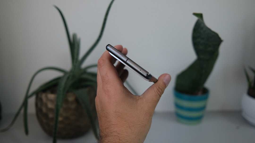 Google Pixel 7 Pro - 256 GB - Obsidian neverlock Супер стан