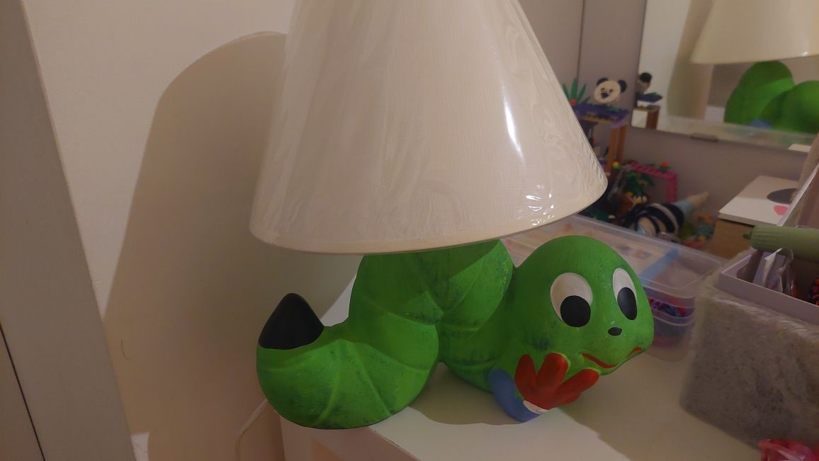 Lampka z kloszem