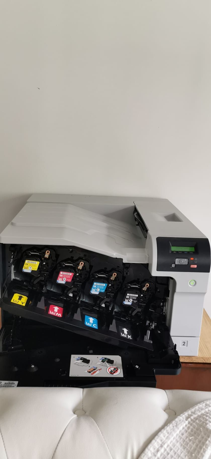 Impressora laser A3 com tinteiro branco