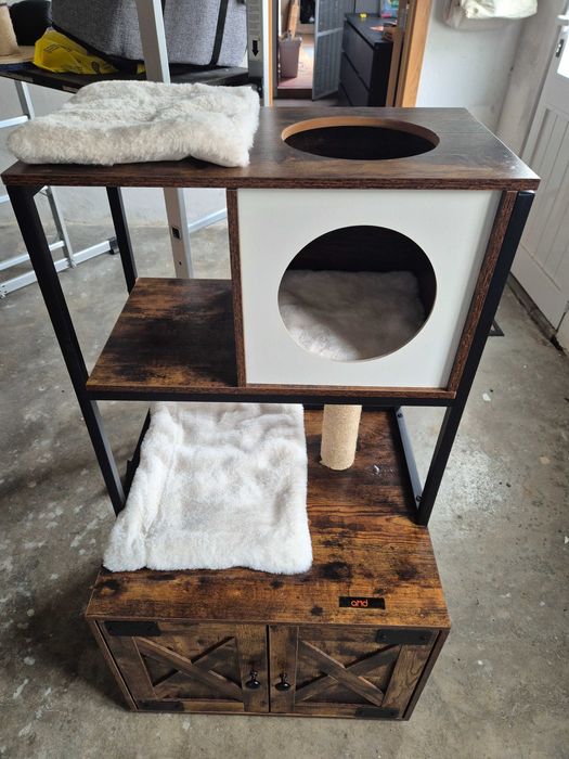 Móvel / Estrutura para Gatos (Como Novo)