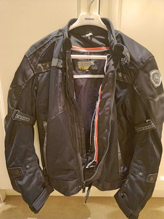 Excelente Oportunidade - Vendo Blusão de Mota "Levior" Tam. M
