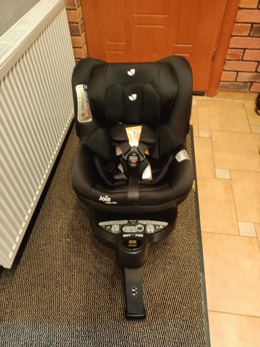 Fotelik samochodowy Jolie i-Spin 360