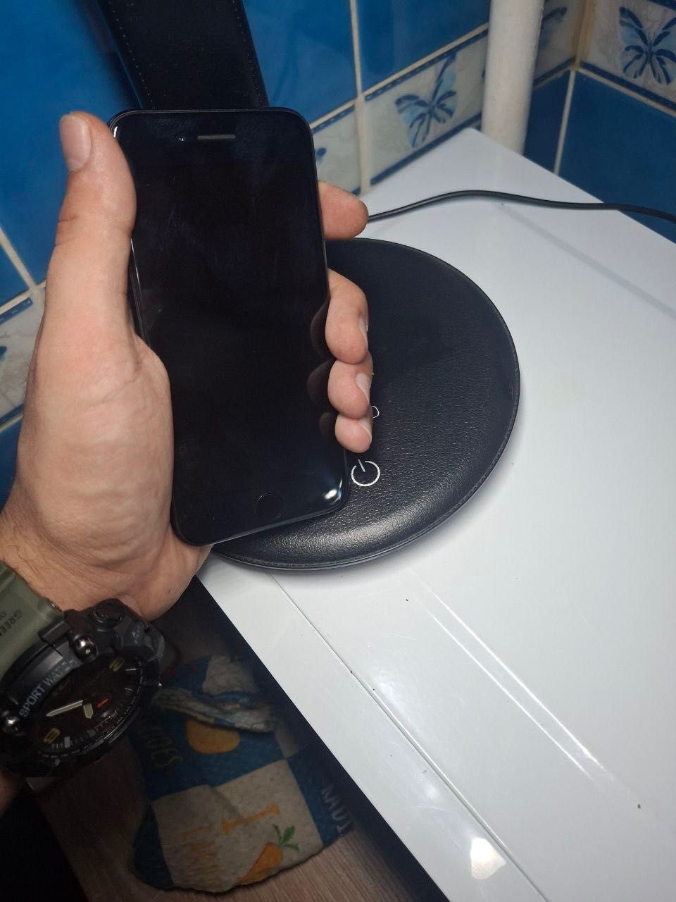 iPhone SE 2020 торг