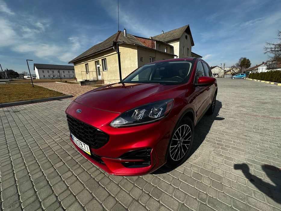 Ford Escape Plag-in hybrid, гібрид, плагін, підзаряджаємий форд ескейп