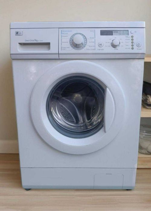 Пральна машинка LG відмінна прямий привід 5 кг