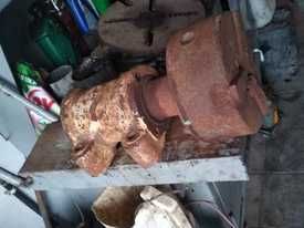 Бабка для любих потреб