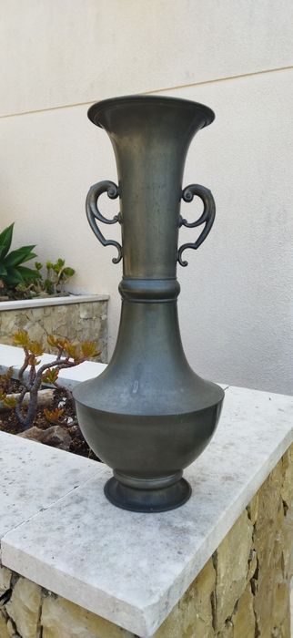 Jarra em estanho antigo