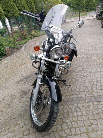 Suzuki Intruder 125