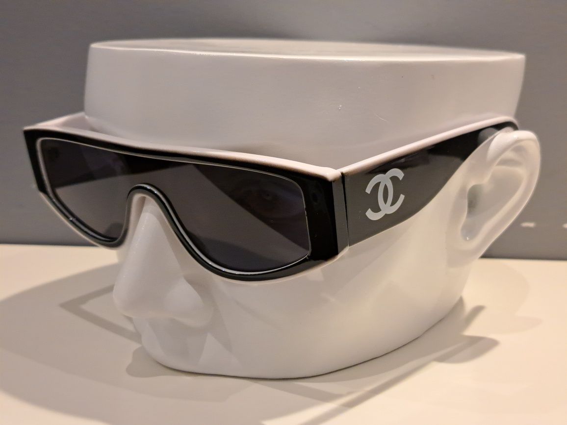 CHANEL nowe damskie okulary przeciwsłoneczne czarno białe logo